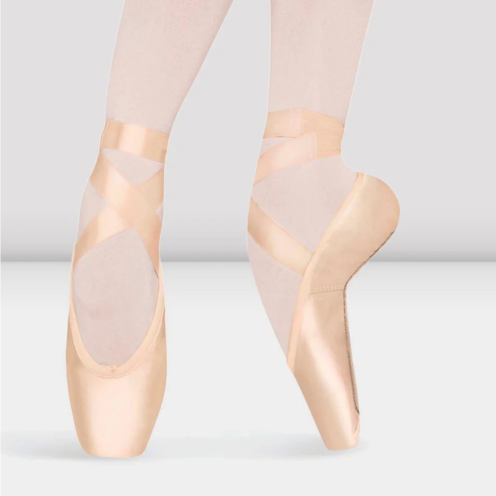 Bloch Axiom Pointe Shoes sz XX 7